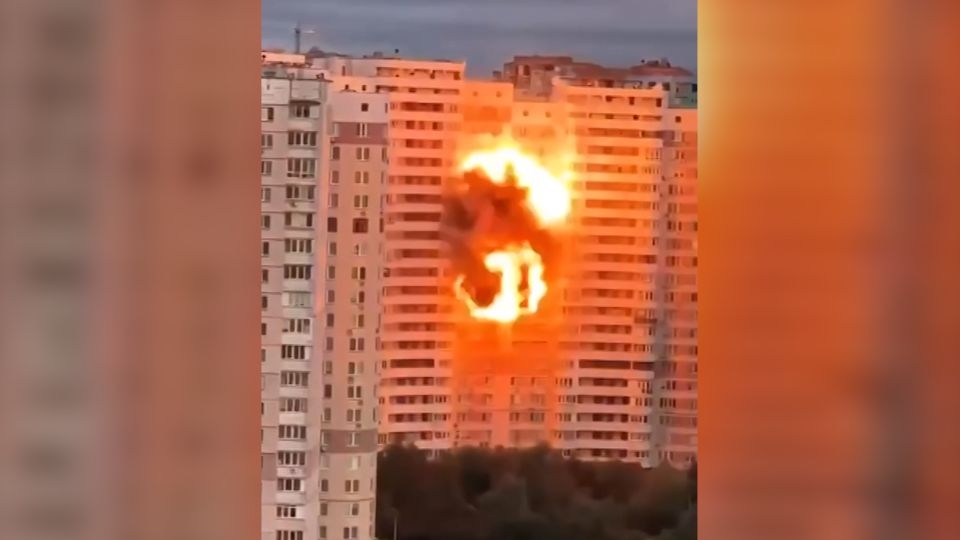 14 killed in deadliest Russian strikes on Kyiv in almost a year