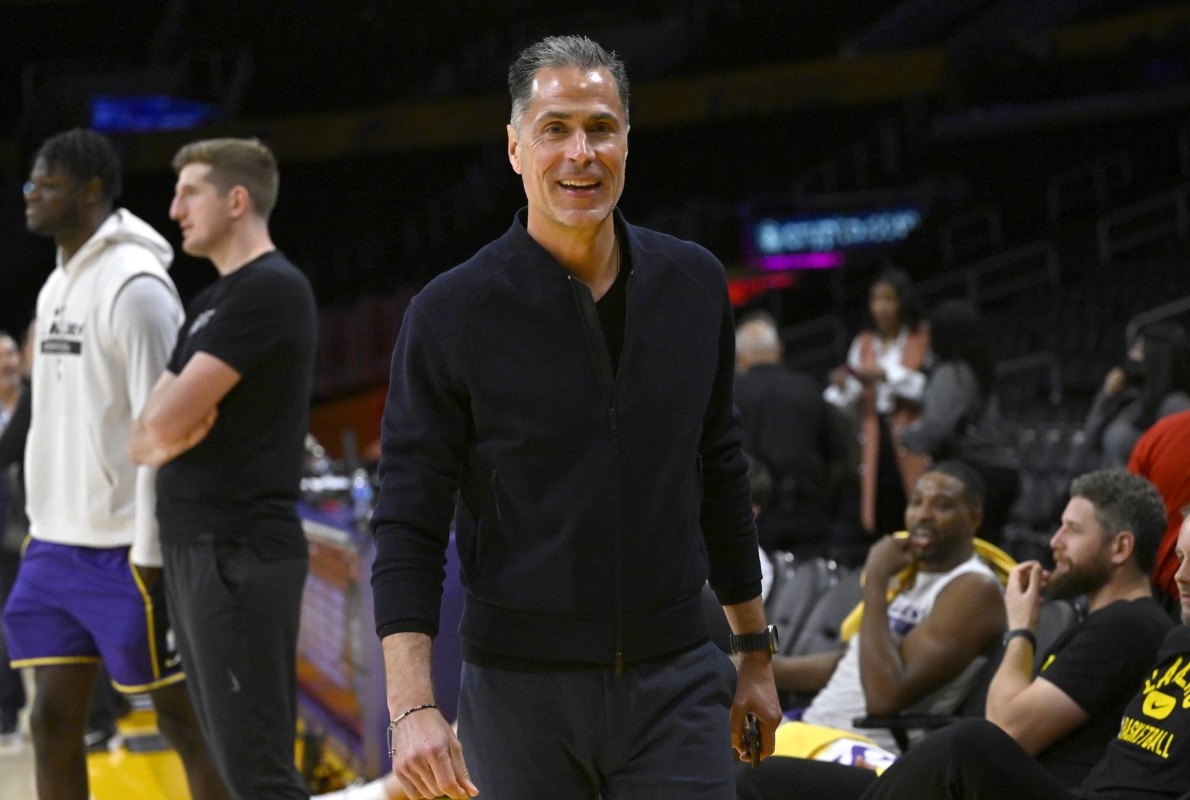 Bill Simmons Sarcastically Predicts Lakers-Grizzlies Blockbuster Trade