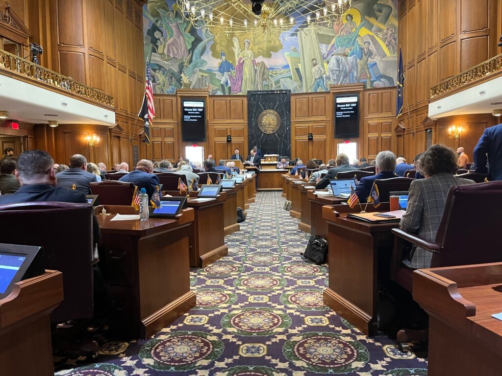 Indiana lawmakers approve reduced court eliminations