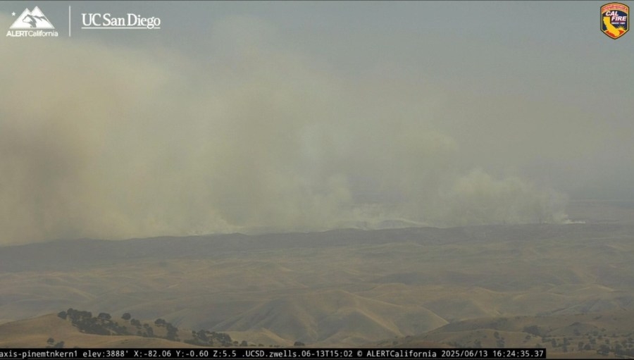 Firefighters battle 3,000 acre fire near 5 Dogs Range, evacuation order in place