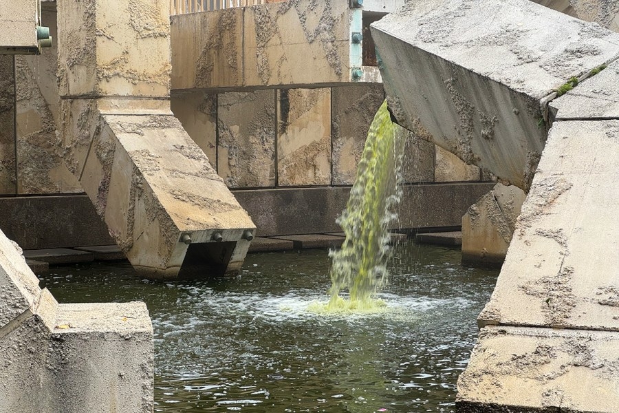 SF fountain that divides public opinion to be fenced off