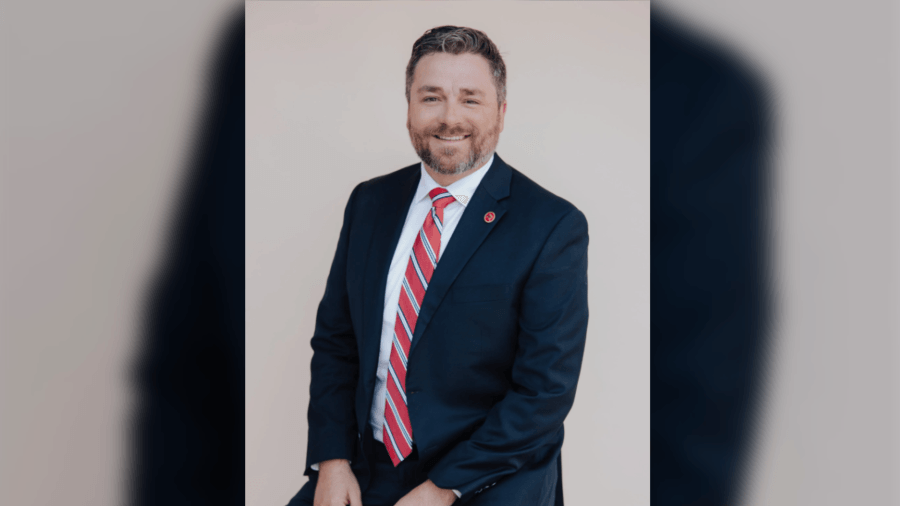 Incumbent Robert Axson wins Republican Party Chair at 2025 convention
