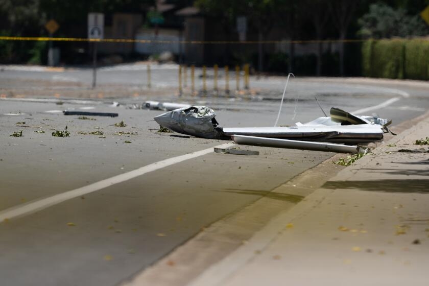 New report details final minutes of flight that killed rock drummer and 5 others in San Diego