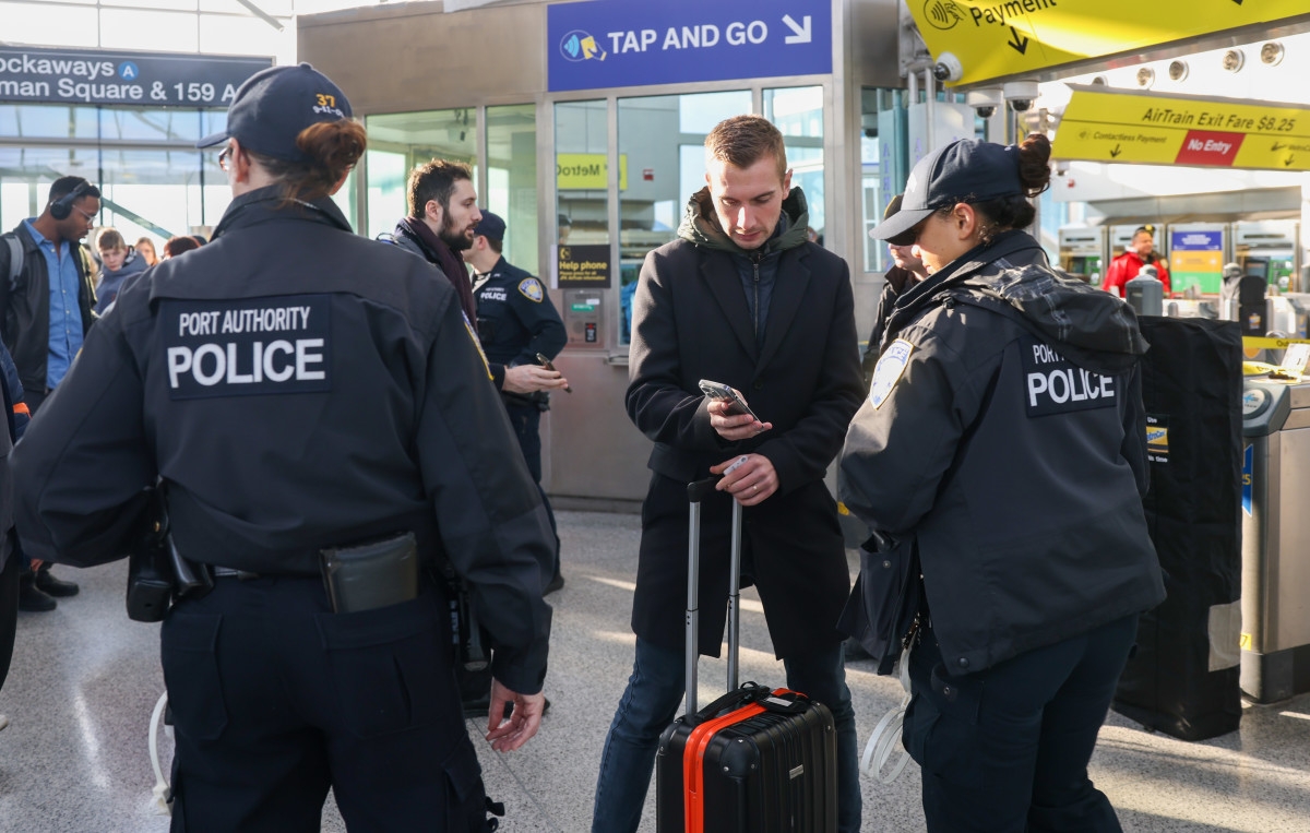 U.S. Issues Official Travel 'Warning' for Canada