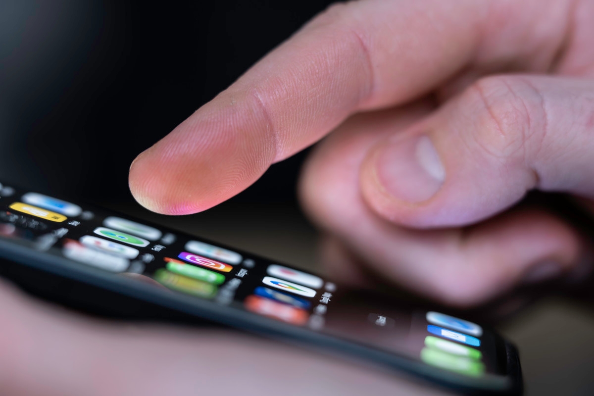 FBI Tells iPhone Users 1 Text Message to Delete Immediately