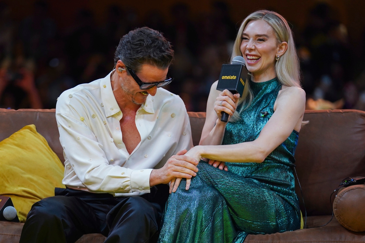 'Fantastic Four' Star Vanessa Kirby Says Pedro Pascal Relationship Has ‘Been so Easy'
