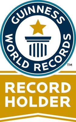 UScellular Breaks GUINNESS WORLD RECORDS™ Title for Longest Temporary Mini Golf Hole