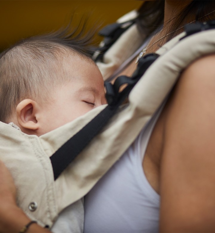 What Is Attachment Parenting? An Expert Explains the Principles, and the Pros and Cons