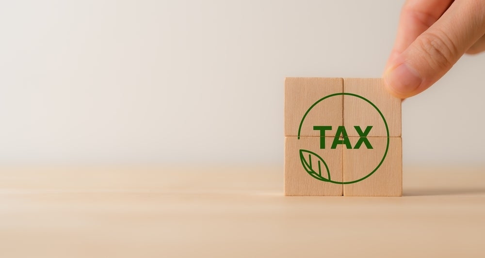 US retailers support Trump-era tax break bill to boost stability