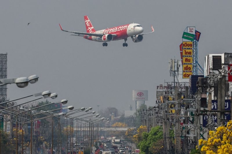 Analysis-Southeast Asia's budget airlines bet on travel demand, despite competition woes