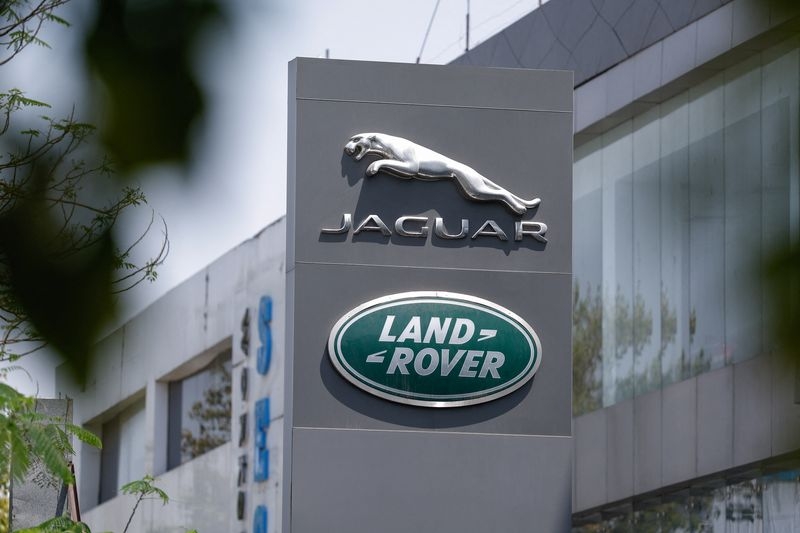 India's Tata Motors expects 5%-7% FY26 EBIT margins for luxury unit JLR