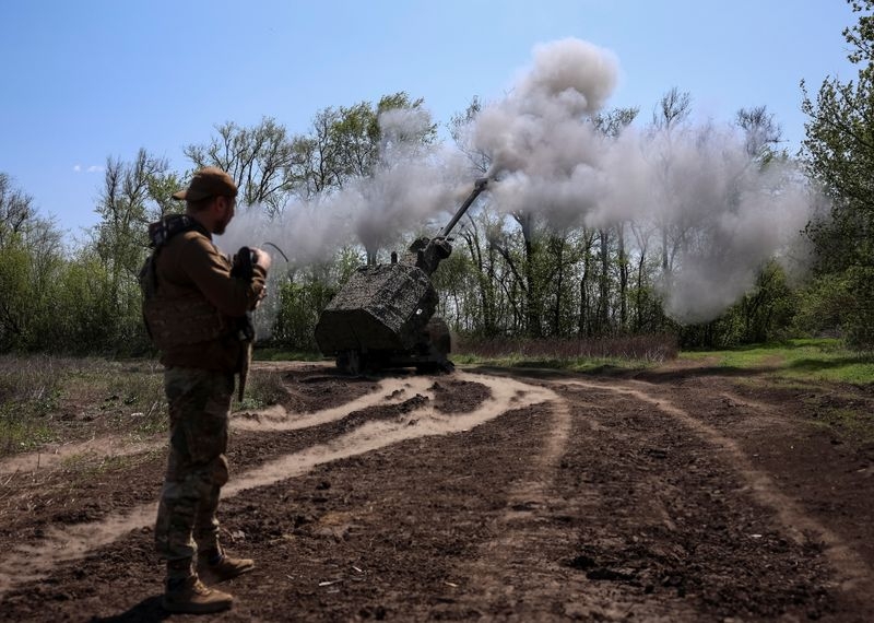 Ukraine peace deal proposals set out by US at talks in Paris