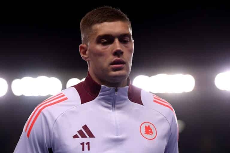 Only one of Dovbyk and Abraham will remain at Roma