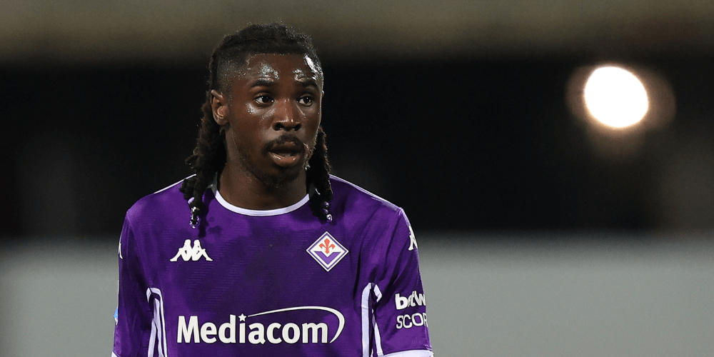 Fiorentina forward urged against Manchester United transfer