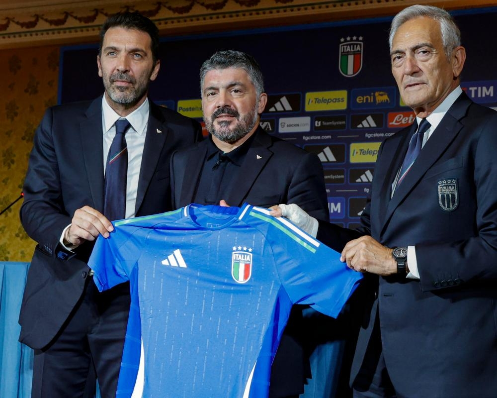 Gennaro Gattuso seeks ‘family' ethos in bid to avoid World Cup unthinkable