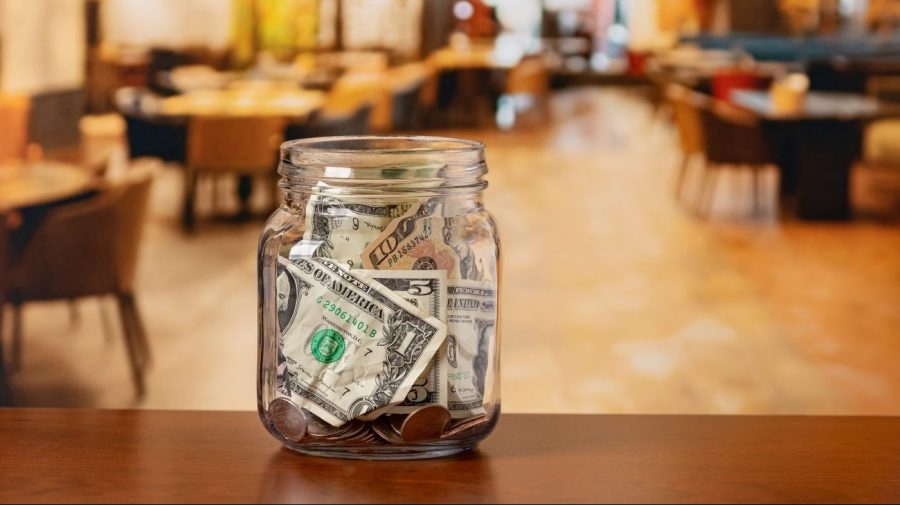 Is $15 an hour enough? Only for DINKs in these states, data shows