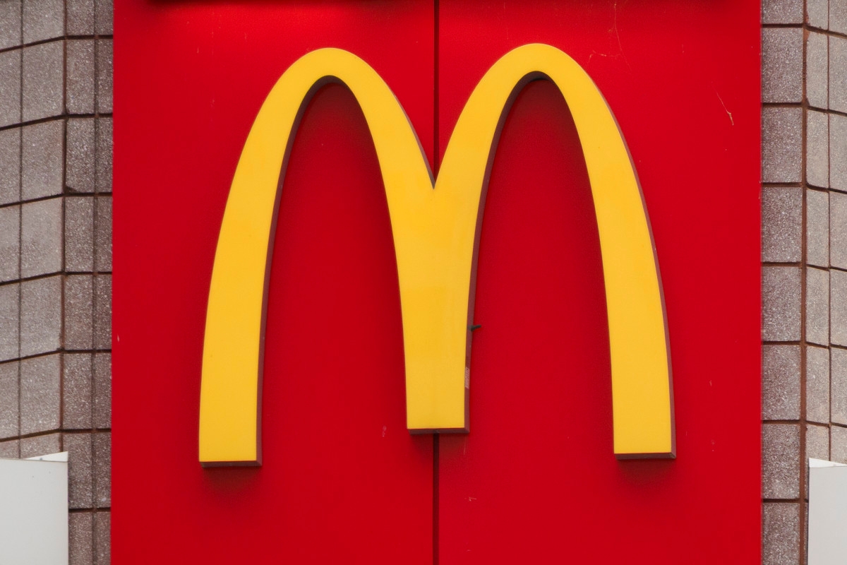 Famous fast food chain posts cryptic message asking for help