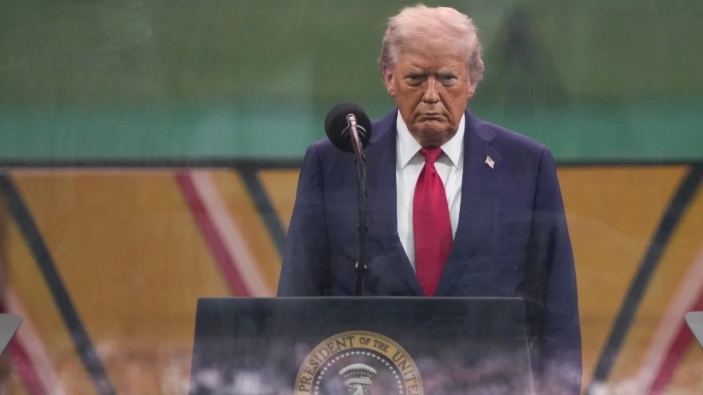 Sparse Attendance, Confusion and Disorganization: Dismal Scenes From Trump's Military Parade