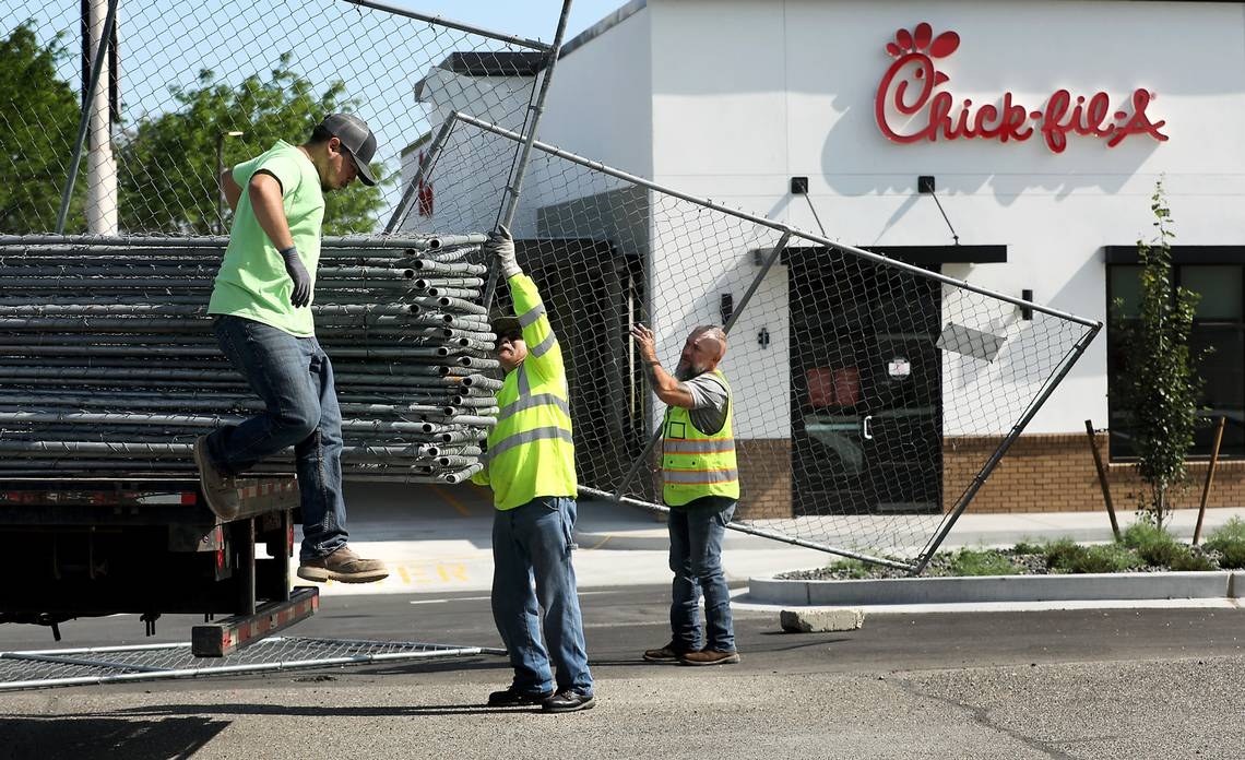 Construction fencing is down at Kennewick Chick-fil-A. Opening appears imminent