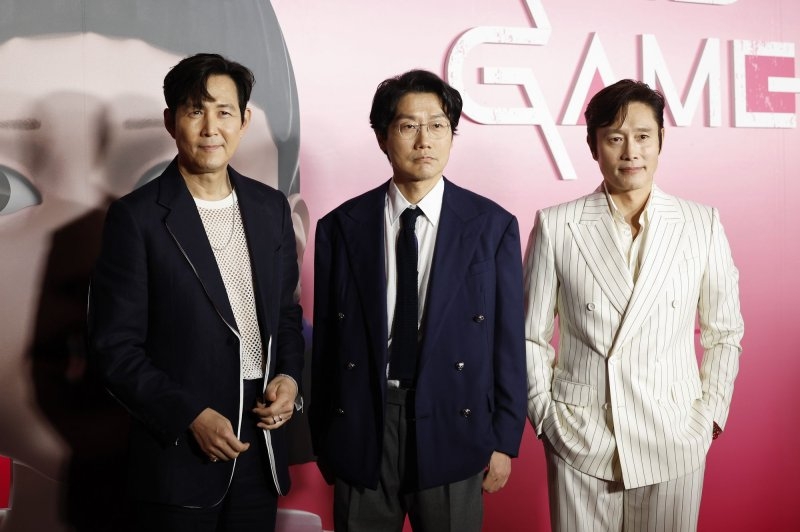 Look: Lee Jung-jae, Lee Byung-hun attend 'Squid Game' Season 3 premiere