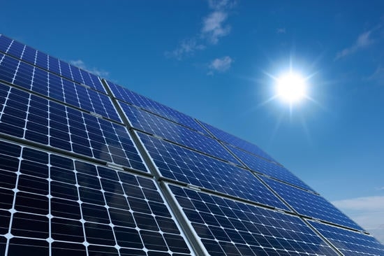 First Solar Reports Q4 and Full-Year 2024 Earnings, Shares Surge Over 9%
