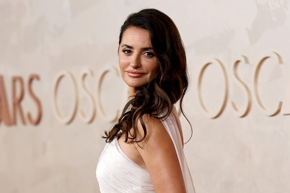 Penélope Cruz to Star in Los Javis' ‘La Bola Negra,' Acquired for Global Sales by Goodfellas