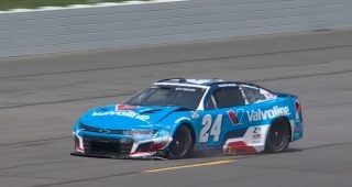 William Byron hits inside wall hard during qualifying at Pocono
