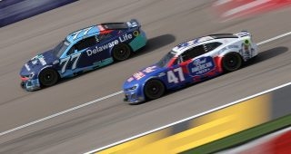 Hocevar on mending things with Stenhouse Jr.: 'Can't go buy him a Hallmark card'
