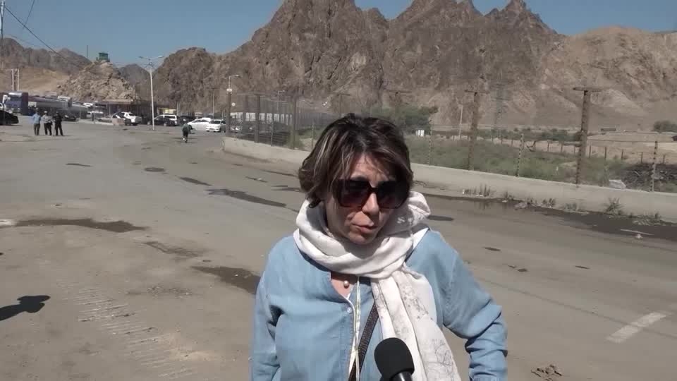 Iranians fleeing country describe life under bombs and no internet