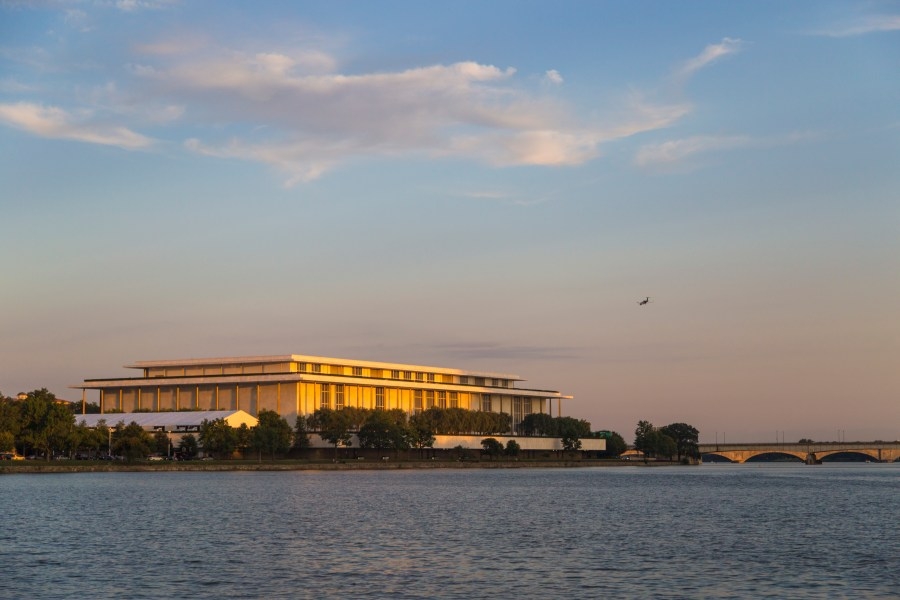 Officials investigating bomb threat at Kennedy Center, police say