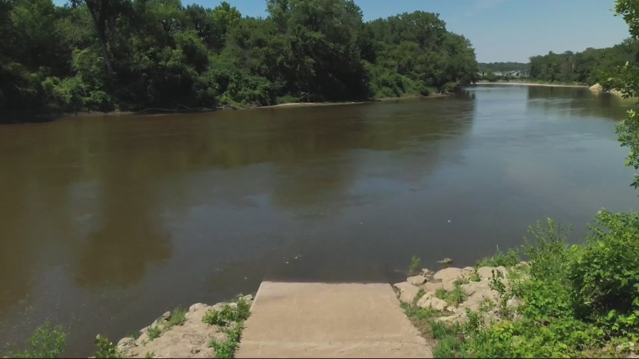 Iowa DNR shares river safety tips