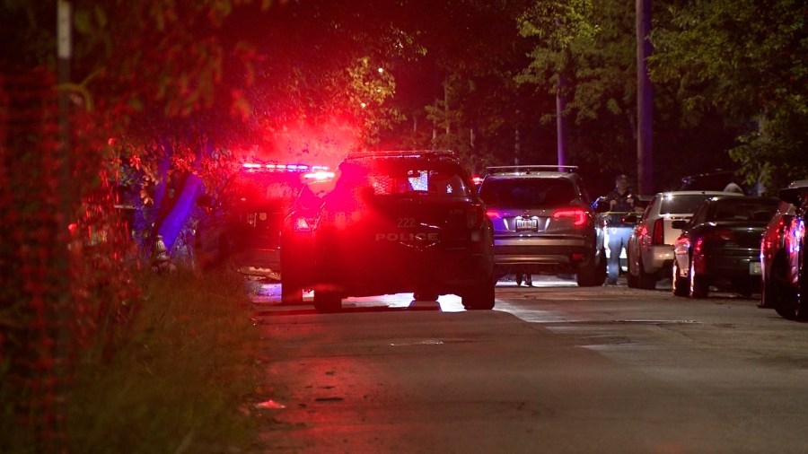 Suspect missing after deadly shooting, standoff in Cleveland