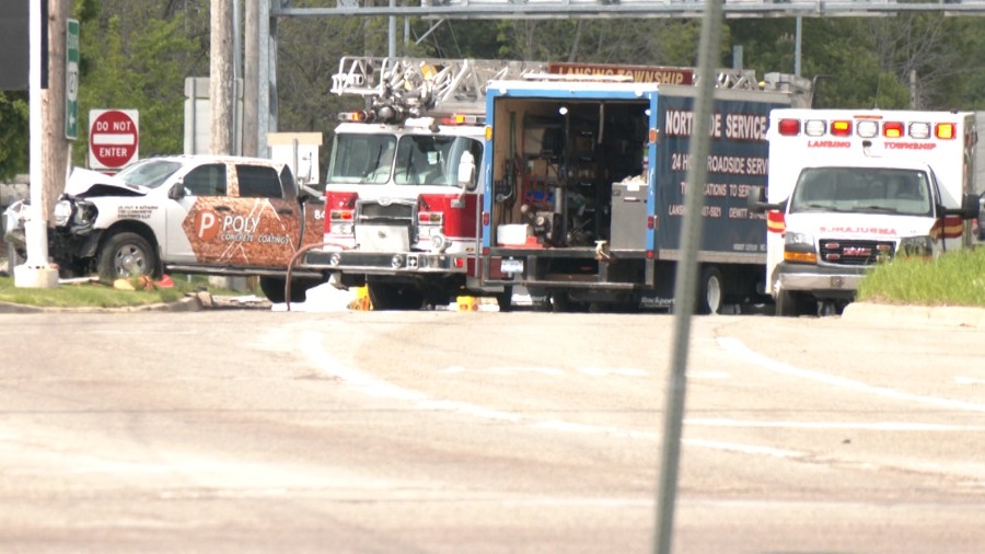 Crash ties up traffic on major Eastside Lansing roads, closes roads for 24 hours