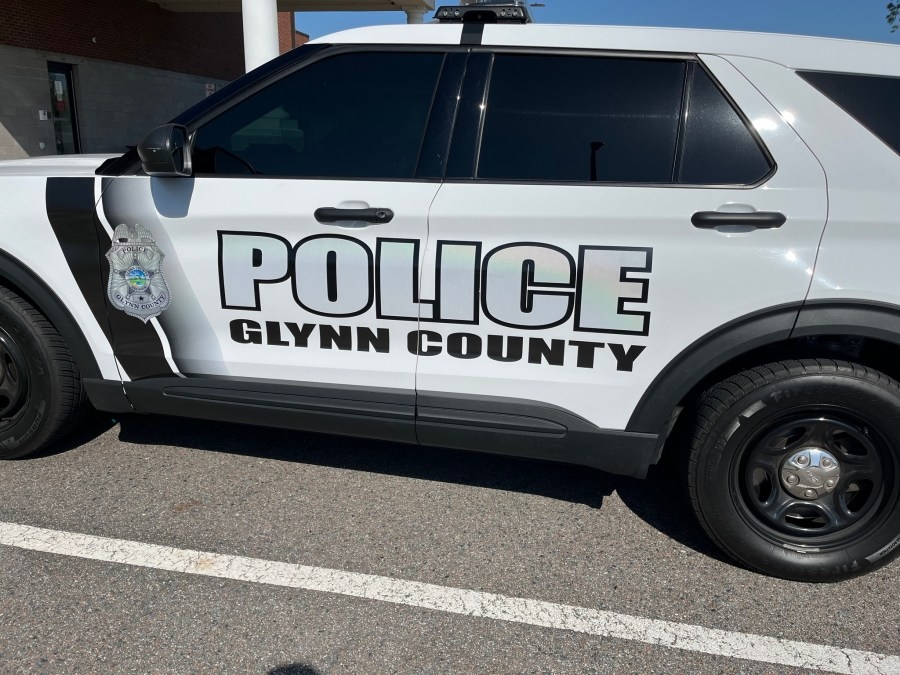 Man dies from suspected overdose, 2 arrested on drug charges