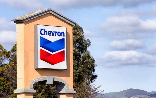 Chevron Invites Bids to Divest 50% Stake in Singapore Refinery