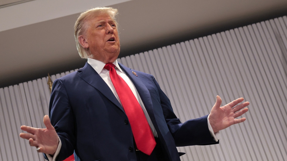 Trump eyeing conflict with Iran