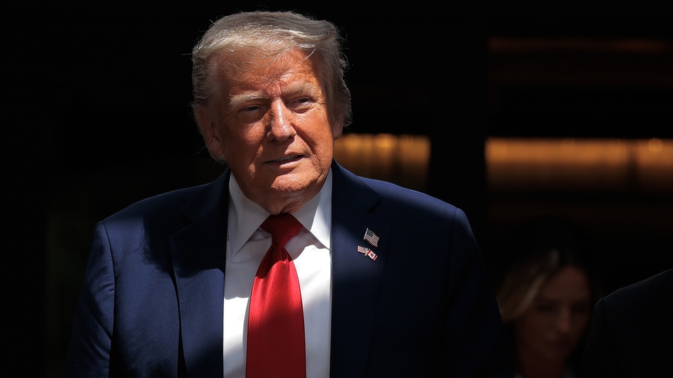 Pakistan Army chief calls for Trump to get Nobel Peace Prize