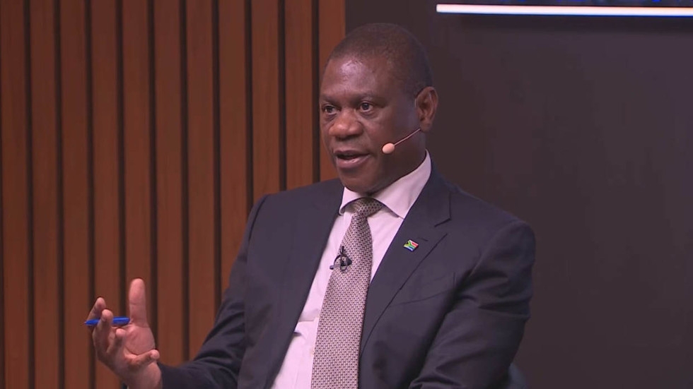South Africa's vice president talks AI risks with Russian youth
