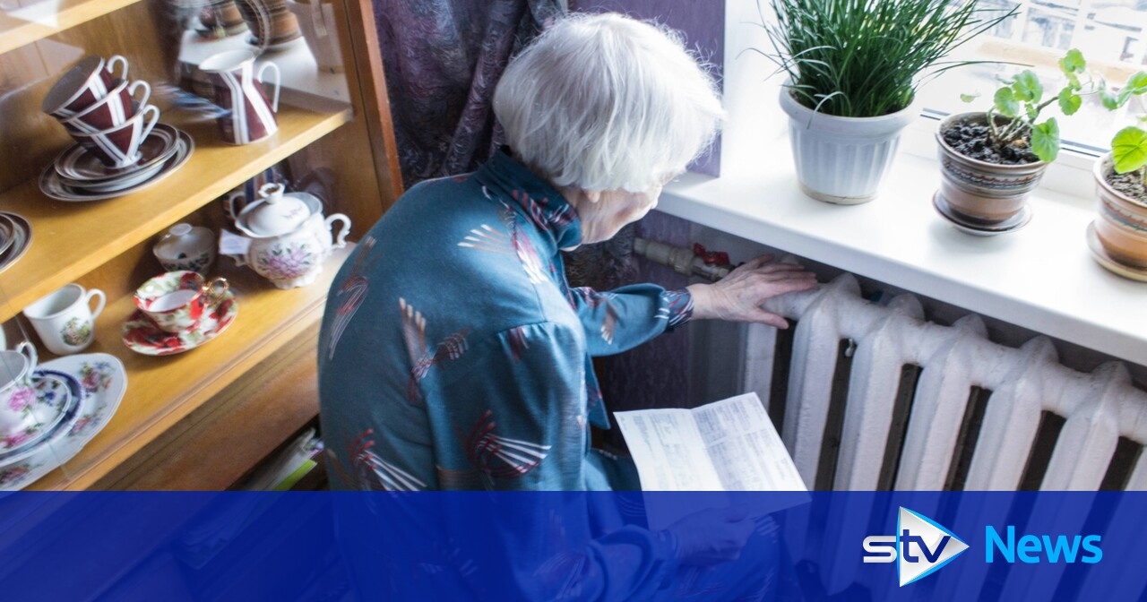 Thousands of Scottish pensioners to receive up to £305 in winter heating support