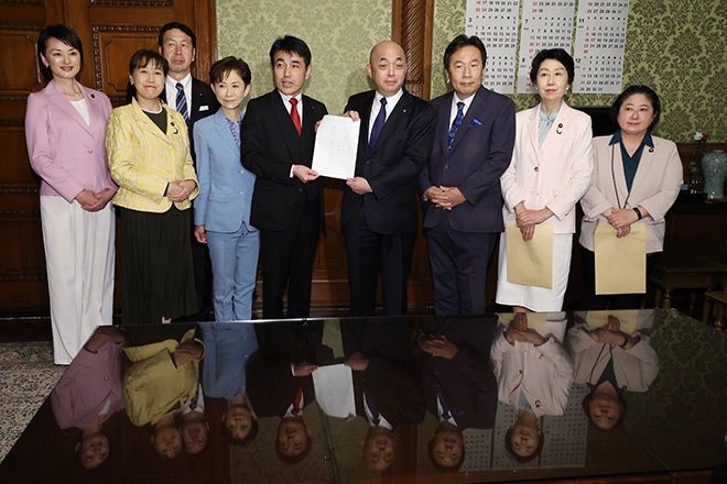 EDITORIAL: Let Diet members vote freely on married couple surname system