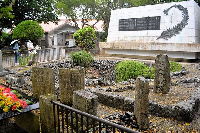 VOX POPULI: Himeyuri Student Corps survivors pass on cruelty of war
