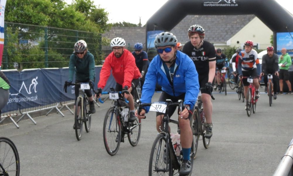 Cyclists tackle epic routes in Tour of Pembrokeshire