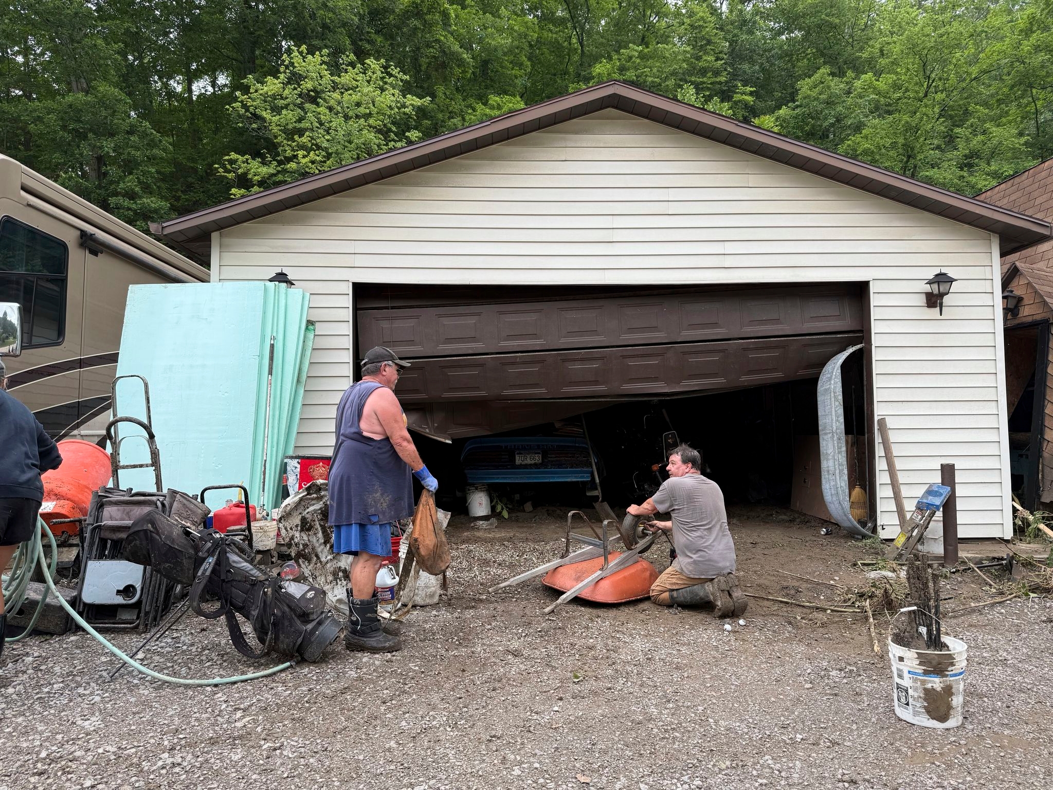 'Mother Nature at its worst:' Death toll from flash floods climbs to 6 in West Virginia