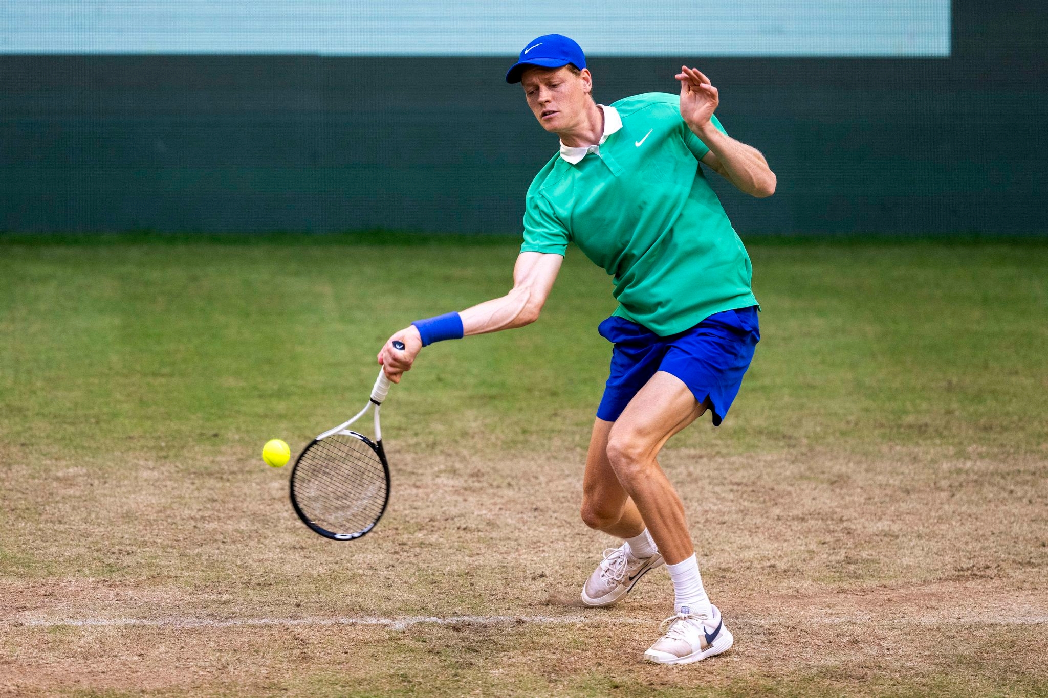 No. 1 Jannik Sinner loses to Alexander Bublik in second round at Halle