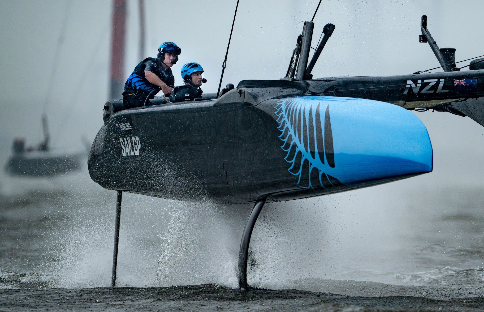 3-time America's Cup champion Peter Burling joins Luna Rossa ahead of 2027 regatta off Naples