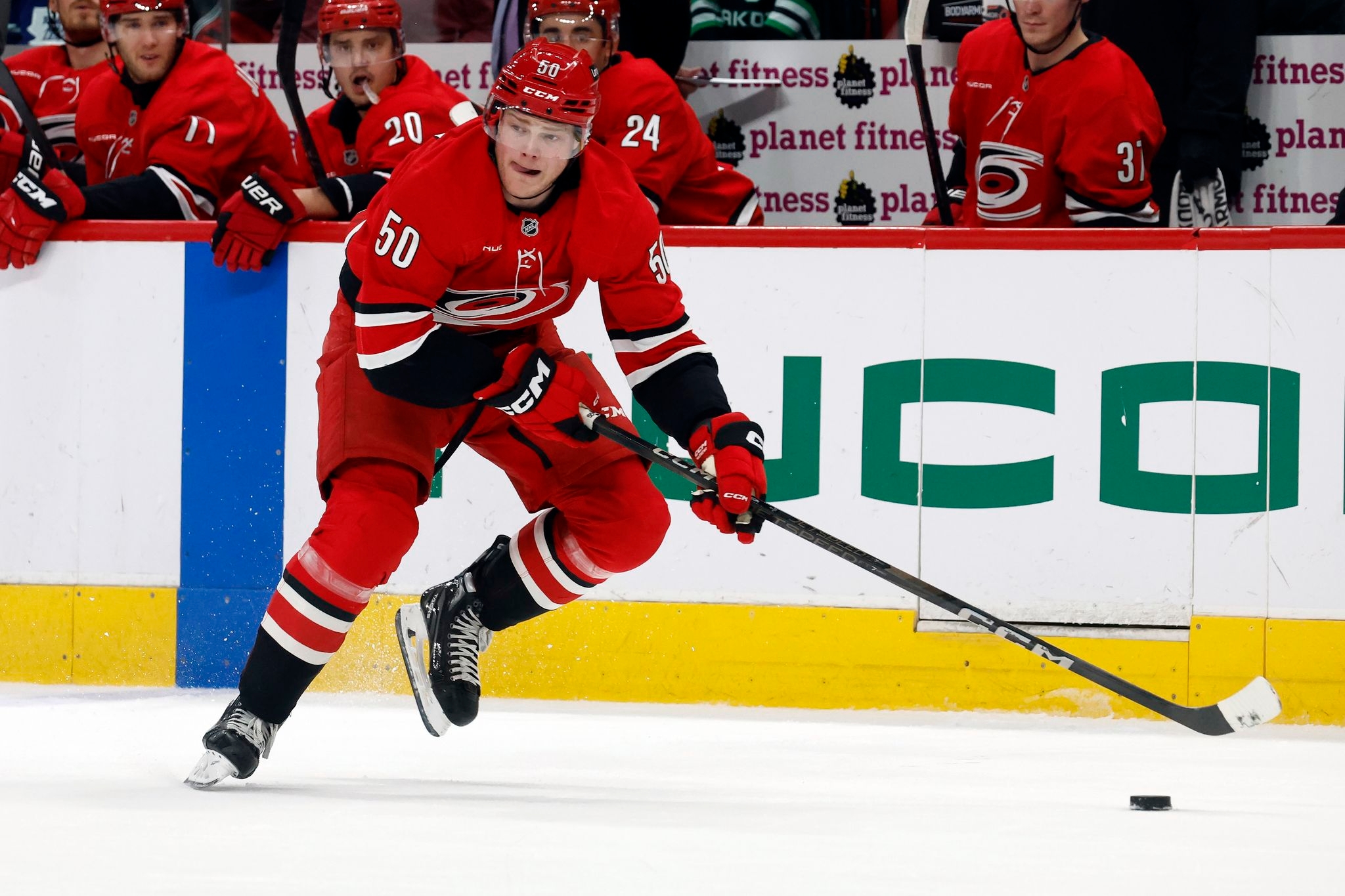 Carolina Hurricanes re-sign Eric Robinson for 4 years after his most productive NHL season