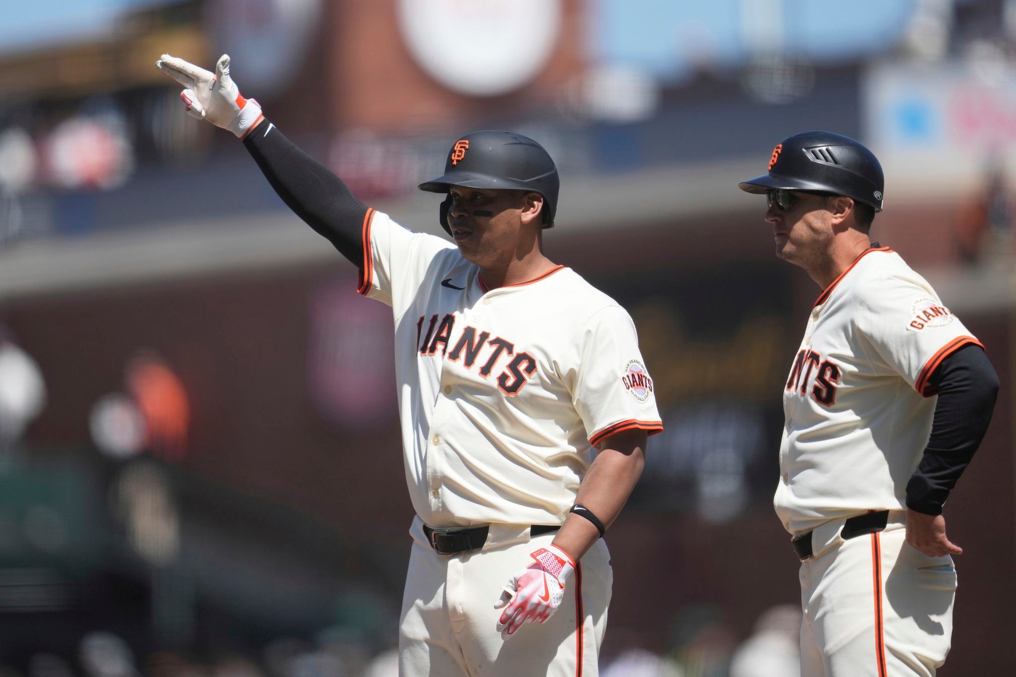 Rafael Devers explains why he is willing to play first base for the Giants but not the Red Sox