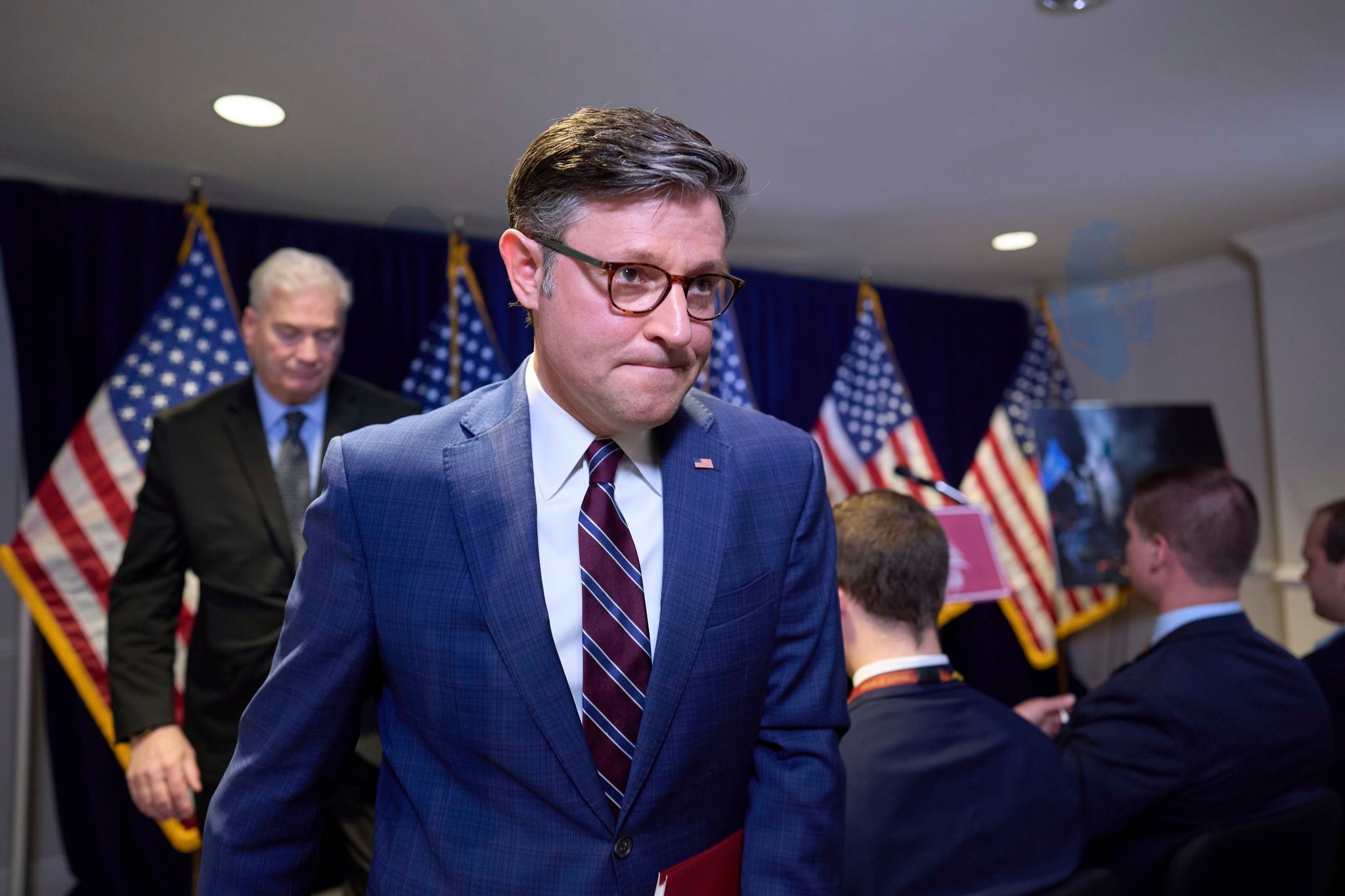 Trump's go-it-alone strategy on Iran risks dividing an already split Congress