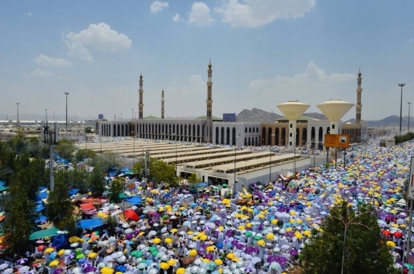 Domestic Hajj firms can pay package fees in 3 installments