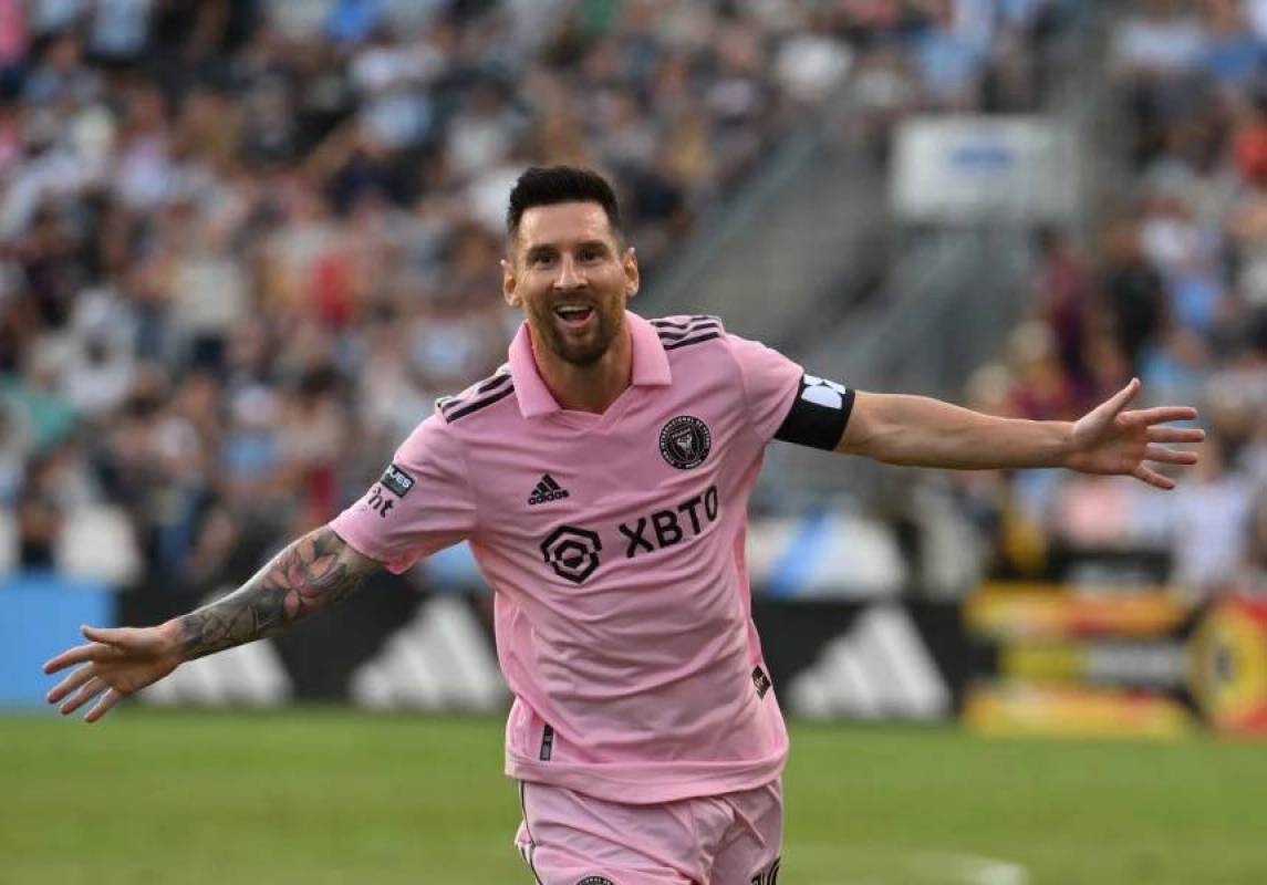 ميسي يضع شرطًا غريبًا للانضمام إلى الدوري السعودي